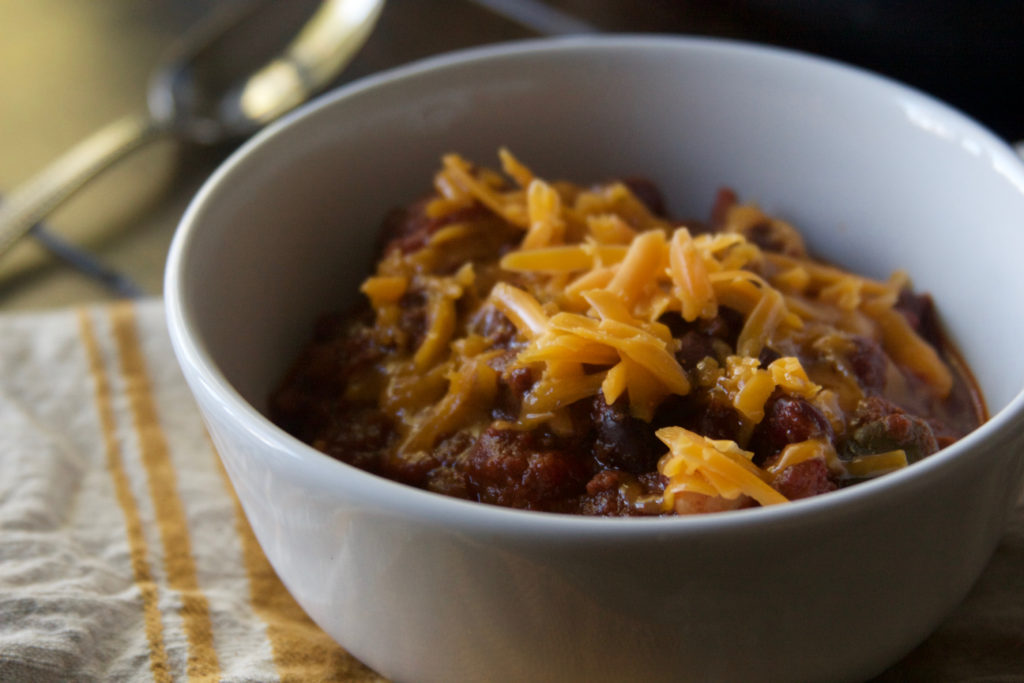 hearty-stew-meat-chili-with-beans-daily-ciabatta